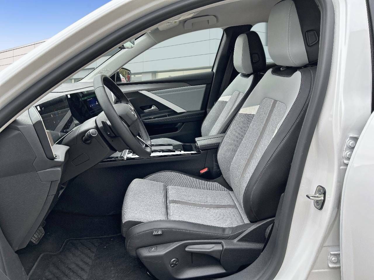 Opel Astra  1.6T Hybrid 132kW (180CV)  Auto Elegance