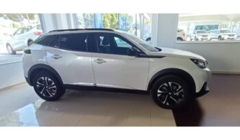 Peugeot 2008 BlueHDI 130 S&S EAT8 Allure Pack lleno