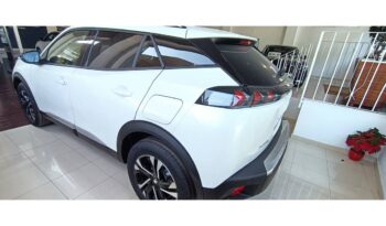 Peugeot 2008 BlueHDI 130 S&S EAT8 Allure Pack lleno
