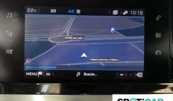 Peugeot 2008   Puretech 100 S&S 6 Vel. MAN Active Pack lleno