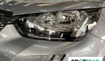 Peugeot 2008   Puretech 100 S&S 6 Vel. MAN Active Pack lleno