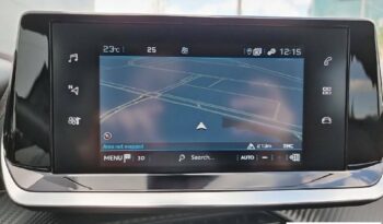 Peugeot 2008   Puretech 130 S&S EAT8 Allure lleno