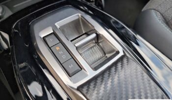 Peugeot 2008   Puretech 130 S&S EAT8 Allure lleno