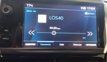 Peugeot 2008 Signature PureTech 110 S&S 6 Vel. MAN lleno