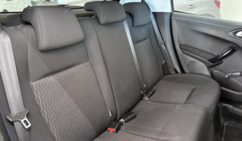 Peugeot 208  1.2L PureTech 82cv Signature lleno