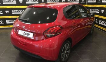 Peugeot 208  1.6 BlueHDi 73KW (100CV) STYLE lleno
