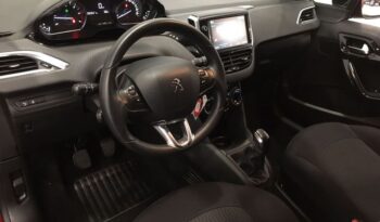 Peugeot 208  1.6 BlueHDi 73KW (100CV) STYLE lleno