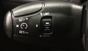 Peugeot 208  1.6 BlueHDi 73KW (100CV) STYLE lleno