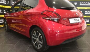 Peugeot 208  1.6 BlueHDi 73KW (100CV) STYLE lleno