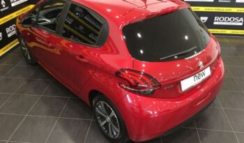 Peugeot 208  1.6 BlueHDi 73KW (100CV) STYLE lleno