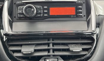 Peugeot 208 XAD Diesel 208 XAD 1.6 BlueHDI 75 lleno