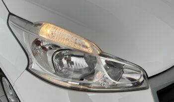 Peugeot 208 XAD Diesel 208 XAD 1.6 BlueHDI 75 lleno