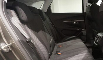Peugeot 3008 1.2 S&S PureTech Active 130 (4.75) lleno