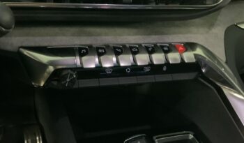 Peugeot 3008 1.5 BLUEHDI 96KW GT AUTO S&S 130 5P lleno