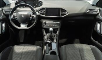 Peugeot 308 5P STYLE 1.2 PURETECH 96KW (130CV) lleno