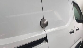 Peugeot Partner  1.6 BlueHDi 98cv Pro Standard 600kg lleno