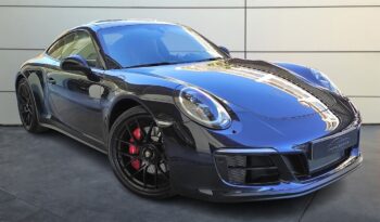 Porsche 911 Carrera 4 GTS Coupé lleno