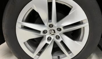 Skoda ENYAQ ENYAQ 60 BATERIA 58.3 KWH 180CV AUTOM. lleno