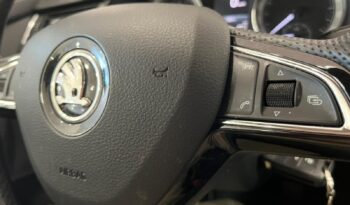 Skoda OCTAVIA 1.4 TSI LIKE 150 5P lleno