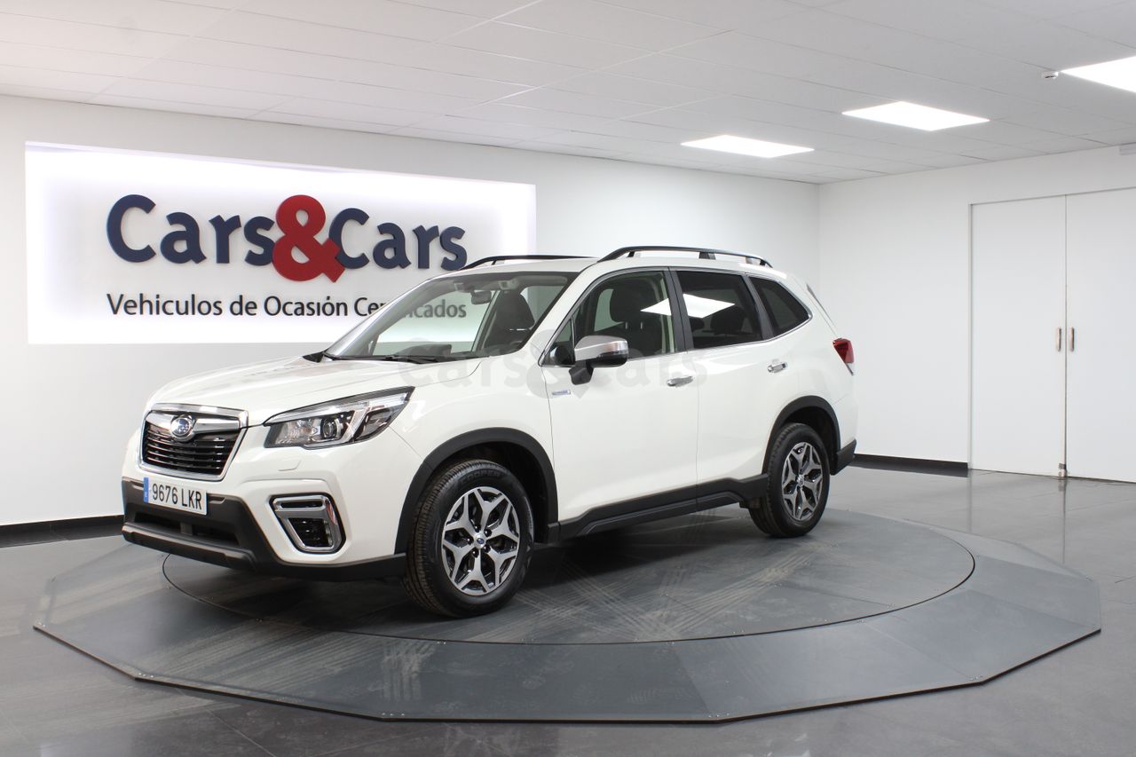 Subaru Forester 2.0i Hybrid Executive