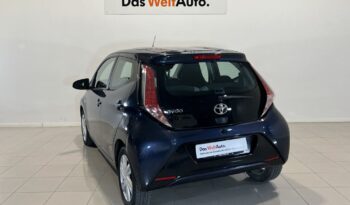 Toyota Aygo 70 x-play lleno