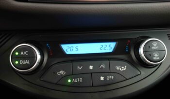 Toyota Yaris 1.5 Hybrid Active + Pack Protección lleno