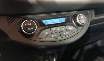 Toyota YARIS 1.5 VVT-I HYBRID ACTIVE AUTO 100 5P lleno