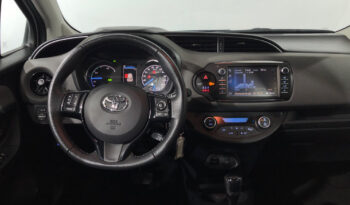 Toyota YARIS 1.5 VVT-I HYBRID ACTIVE AUTO 100 5P lleno