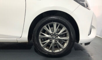 Toyota YARIS 1.5 VVT-I HYBRID ACTIVE AUTO 100 5P lleno