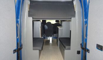 Volkswagen Crafter CRAFTER FURGON BATALLA MEDIA TECHO ALTO 140 CV CAMPER lleno