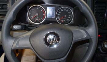 Volkswagen Crafter CRAFTER FURGON BATALLA MEDIA TECHO ALTO 140 CV CAMPER lleno