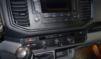 Volkswagen Crafter CRAFTER FURGON BATALLA MEDIA TECHO ALTO 140 CV CAMPER lleno