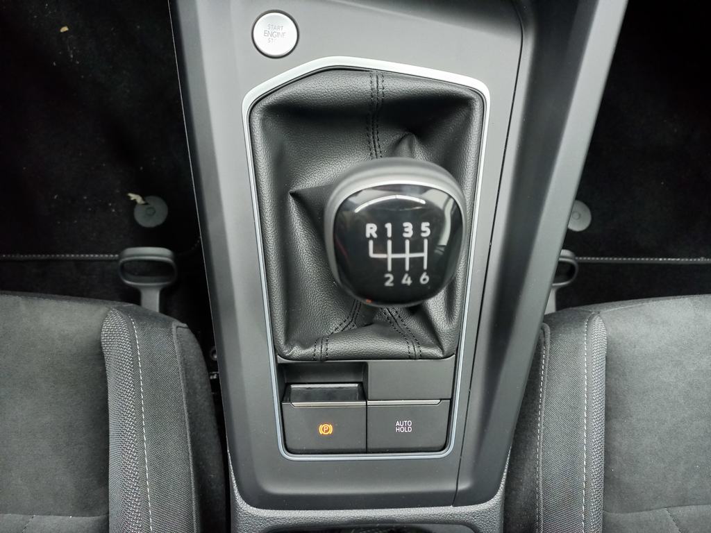 Volkswagen Golf 1.5 TSI Life 96kW lleno