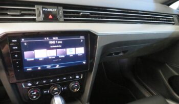 Volkswagen Passat Variant 2.0TDI R-Line DSG7 lleno