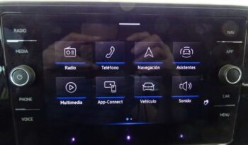 Volkswagen T-Roc Life 1.0 TSI 81kW (110CV) lleno