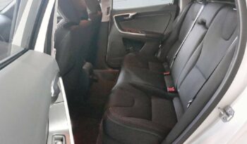 Volvo XC-60  2.0 D3 Momentum lleno