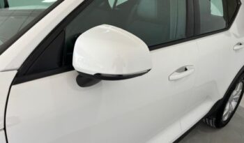 Volvo XC40 2.0 D3 Momentum Auto lleno