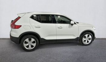 Volvo XC40 2.0 D3 Momentum Auto lleno