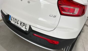 Volvo XC40 2.0 D3 Momentum Auto lleno