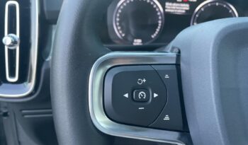 Volvo XC40 2.0 D3 MOMENTUM AUTO 5P lleno