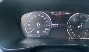 Volvo XC40 2.0 D3 MOMENTUM AUTO 5P lleno