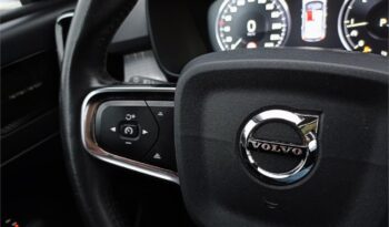 Volvo XC40 2.0 D4 AWD Momentum Auto lleno