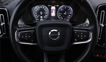 Volvo XC40 2.0 D4 AWD Momentum Auto lleno