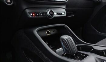 Volvo XC40 2.0 D4 AWD Momentum Auto lleno