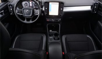 Volvo XC40 2.0 D4 AWD Momentum Auto lleno