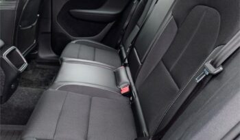 Volvo XC40 2.0 D4 AWD Momentum Auto lleno