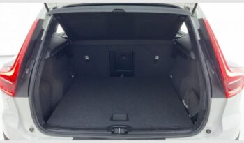 Volvo XC40 2.0 D4 AWD Momentum Auto lleno
