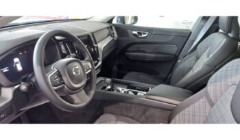 Volvo XC60 2.0 B4 D   Auto Core lleno