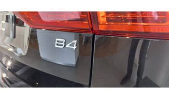 Volvo XC60 2.0 B4 D   Auto Core lleno