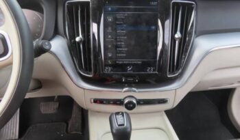 Volvo XC60 2.0 D4 AWD   Auto Momentum lleno